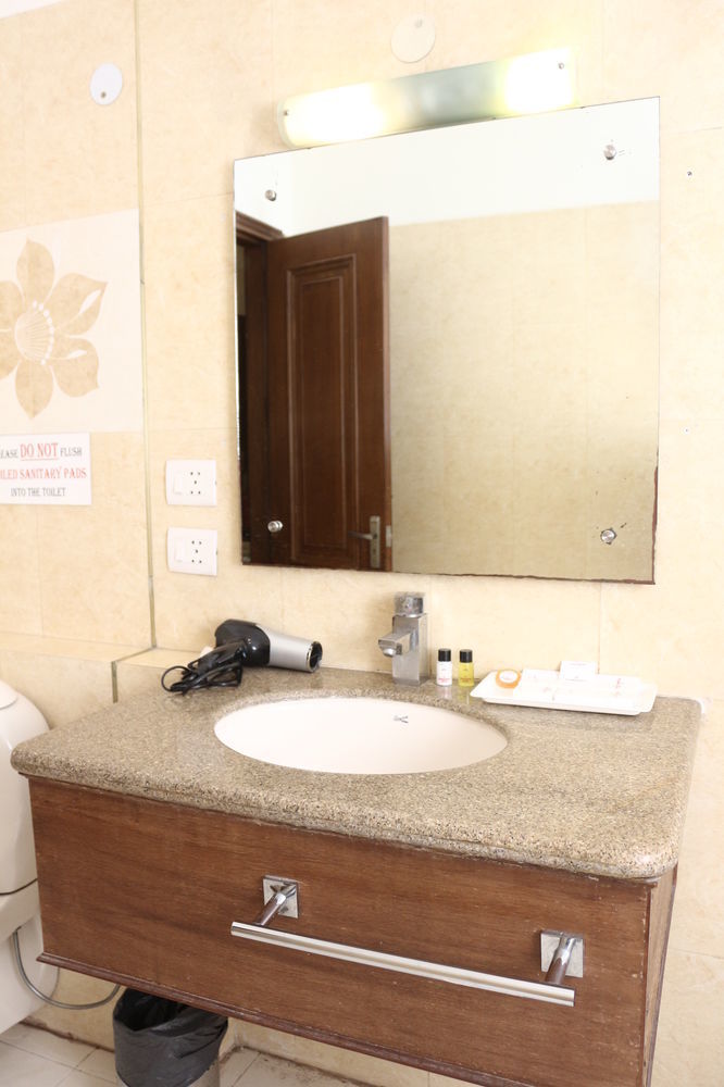 Fabhotel Goodwill Gk 1 New Delhi Eksteriør billede